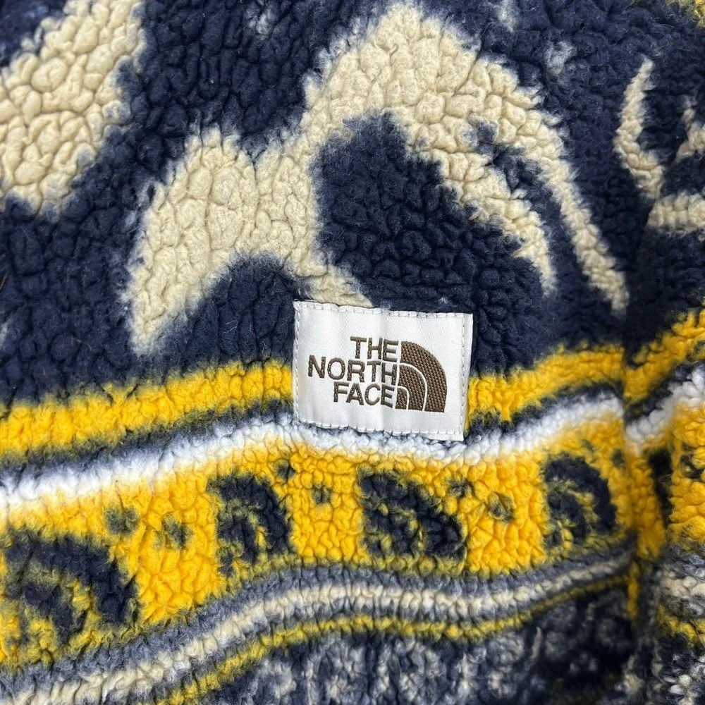The North Face Mens Aztec Print Sherpa Fleece Full Zip Jacket Yellow M